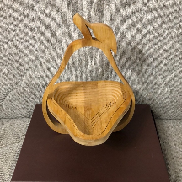 HAND MADE WOOD DECORATION - Picture 2 of 9